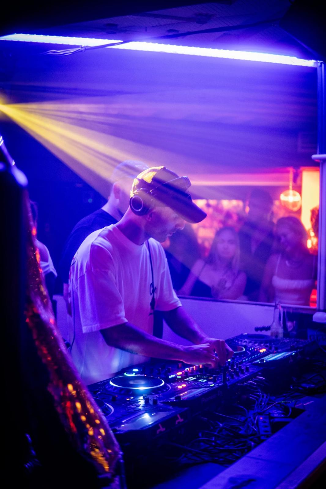 CARTEL92 DJ performance in Sydney, photo 6